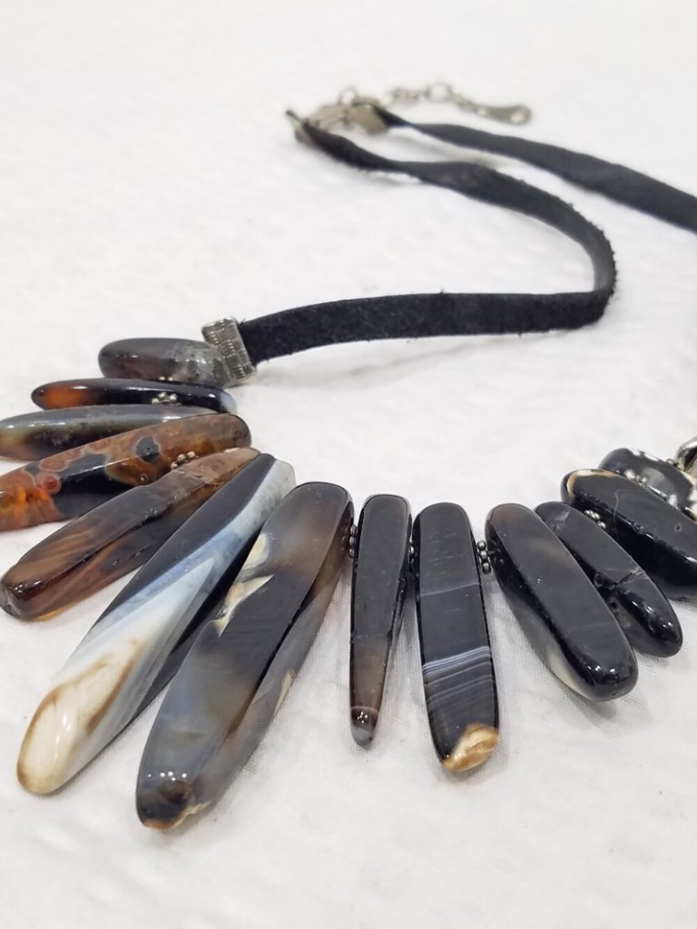 Vtg Signed YOCHI NY Picasso Jasper Spear & Black Suede Ribbon Choker Necklace - Picture 5 of 6